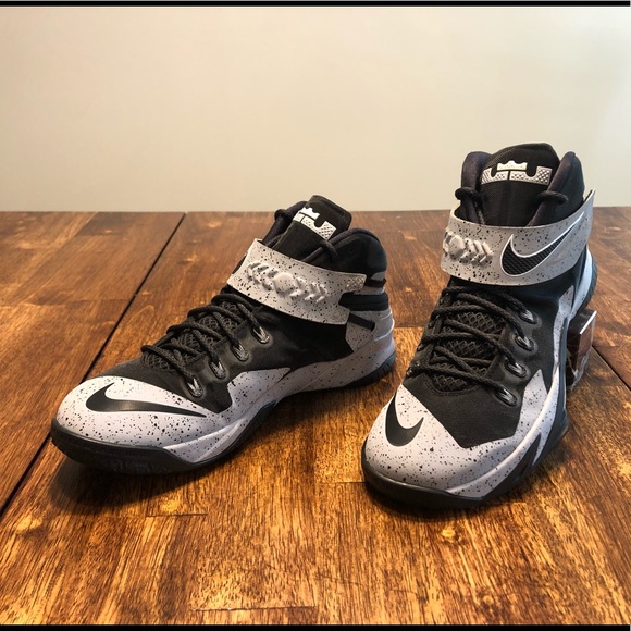 lebron 14 grey out